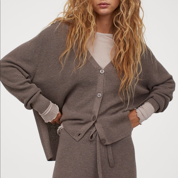 H&M creme white waffle split side cardigan xs new - Picture 11 of 11